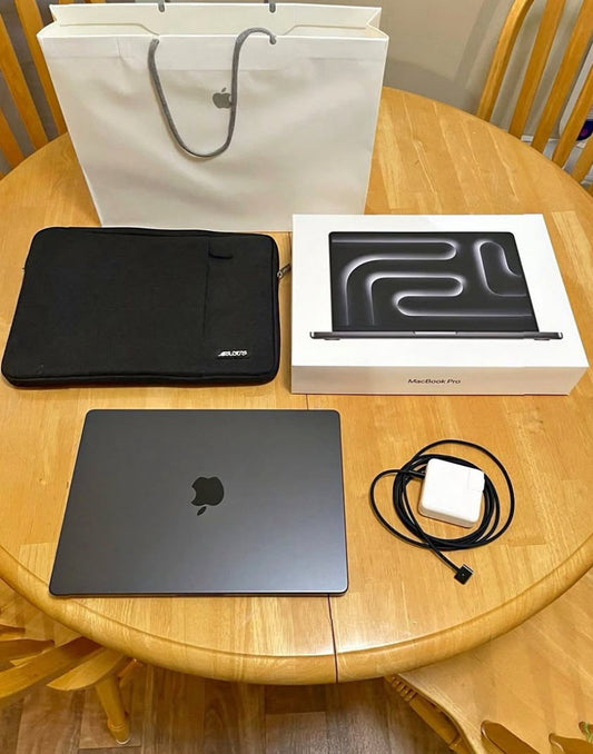MacBook Pro 14” (2024) M3 Pro – 11-Core CPU, 14-Core GPU | Lightly Used – Excellent Condition